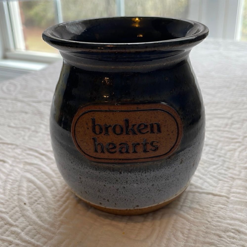 Broken Heart Beautiful Pottery Mug Cup - NWOB
